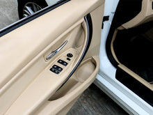 Linke Innen Türgriff Träger Zuziehgriff Passend für BMW 3er F30 F31 F34 4er F32 F36 2012-2019